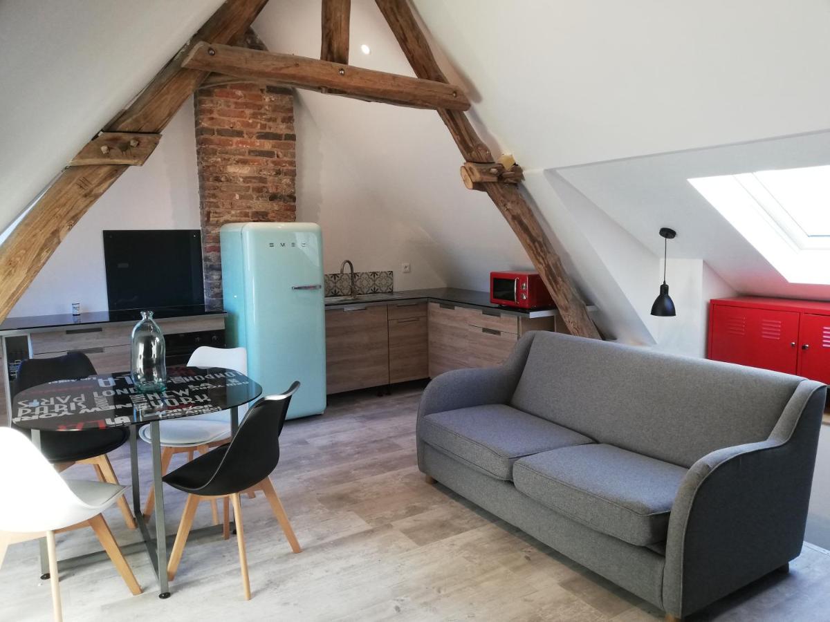 Au Cochon Qui Rit Apartman Flines-Les-Mortagne Kültér fotó