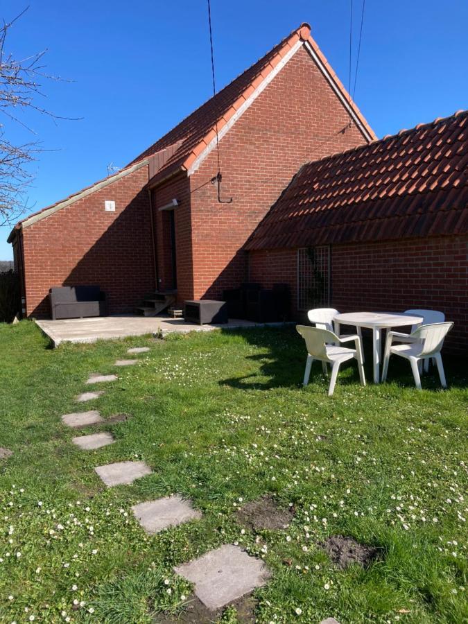 Au Cochon Qui Rit Apartman Flines-Les-Mortagne Kültér fotó